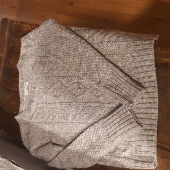 If It Were Me wool blend sweater. Tag size M, but more of a Small. - Picture 1 of 4